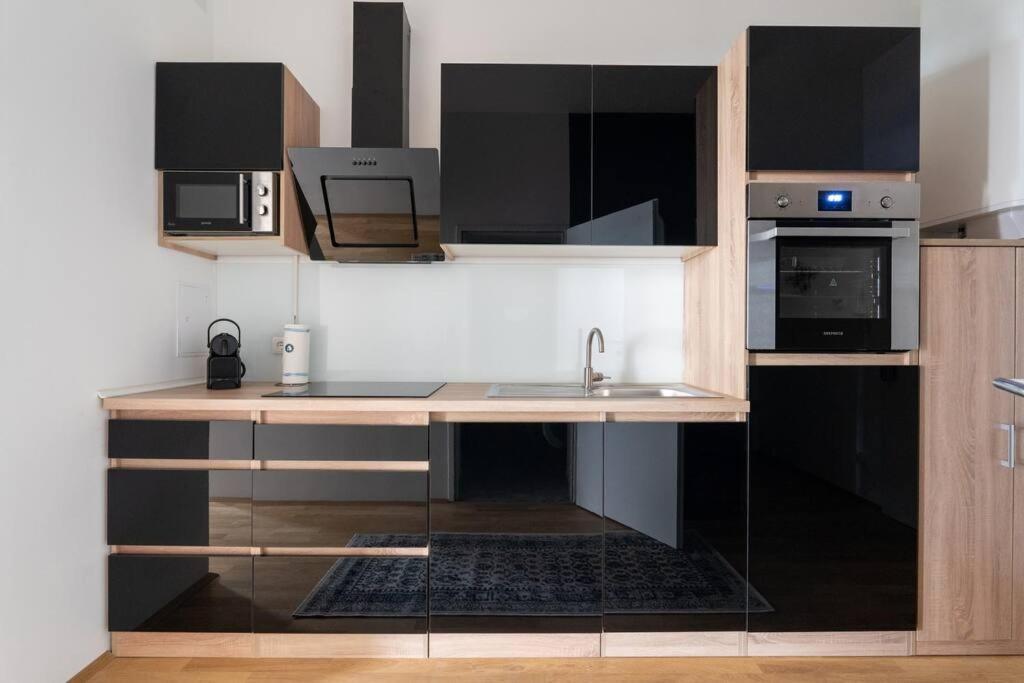 Glam 1br Suite, Easy Path By Hm Apartment Vienna