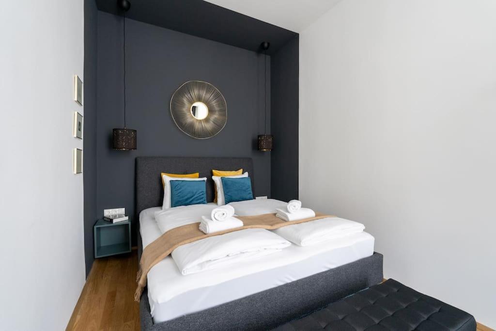 Glam 1br Suite, Easy Path By Hm Apartment